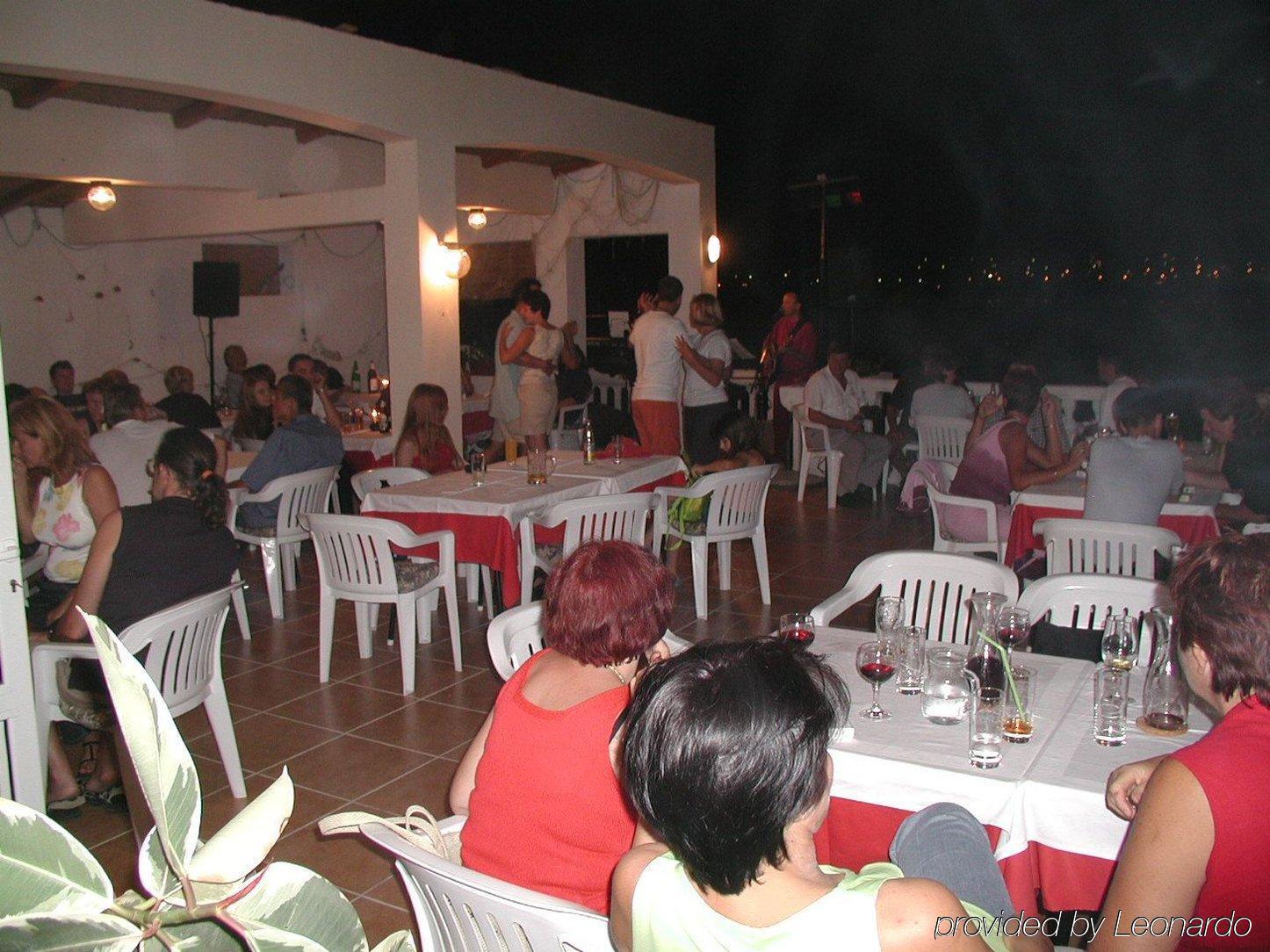 Hotel Tony Pag Town Buitenkant foto