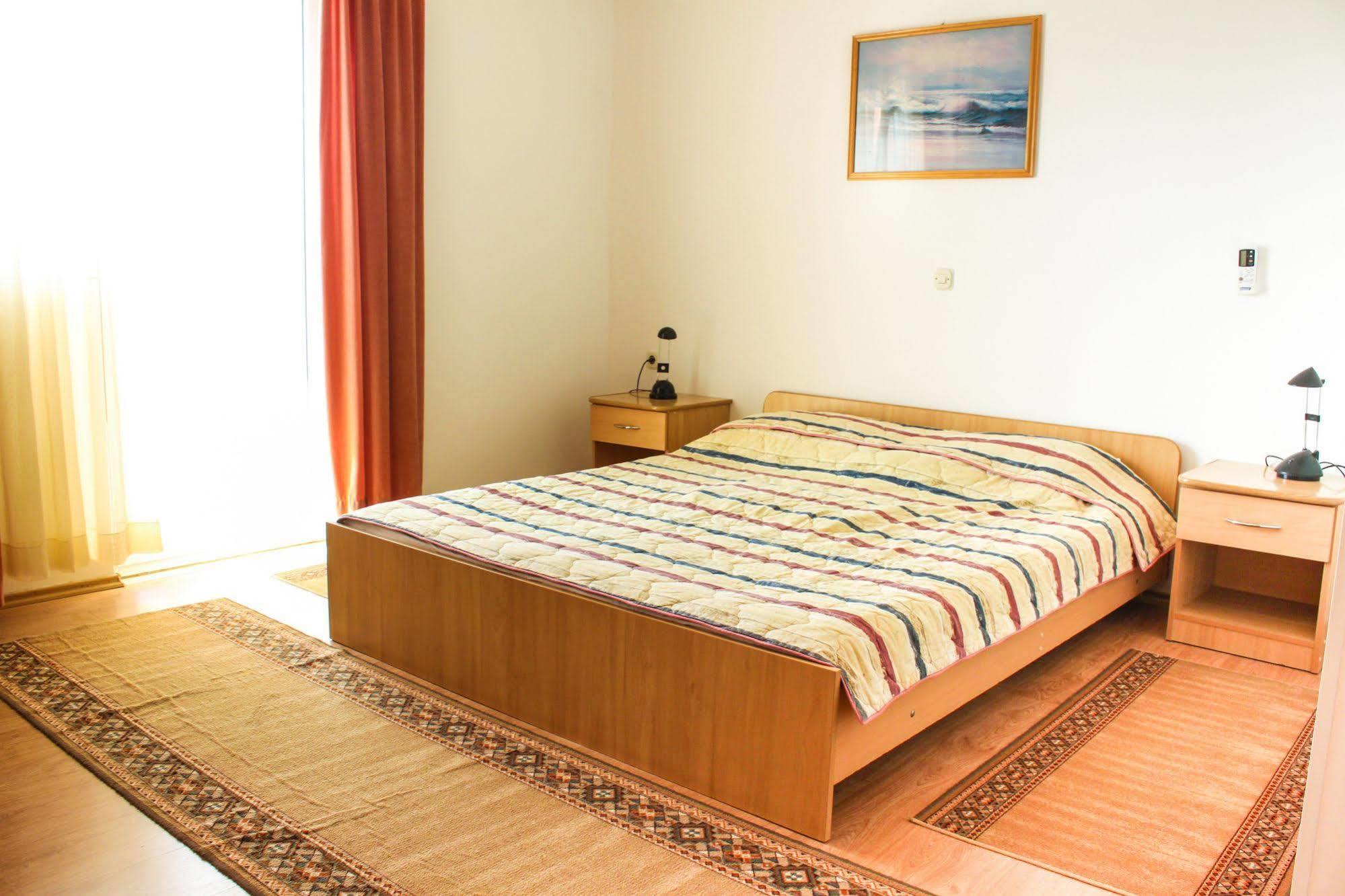 Hotel Tony Pag Town Buitenkant foto